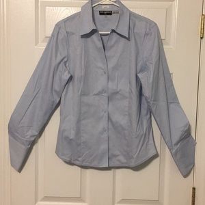 Women’s button up